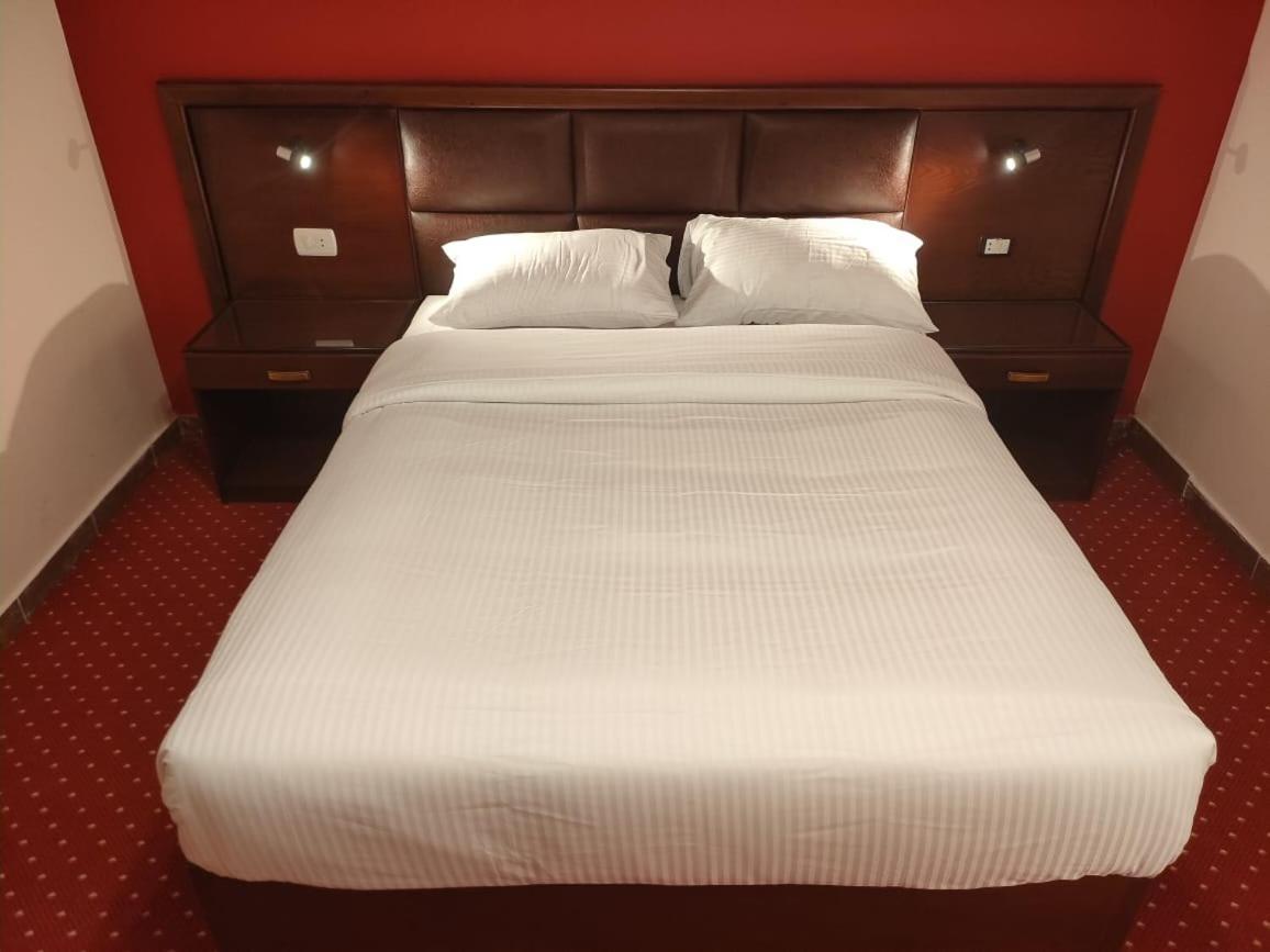 Monte Cairo Serviced Apartments Esterno foto